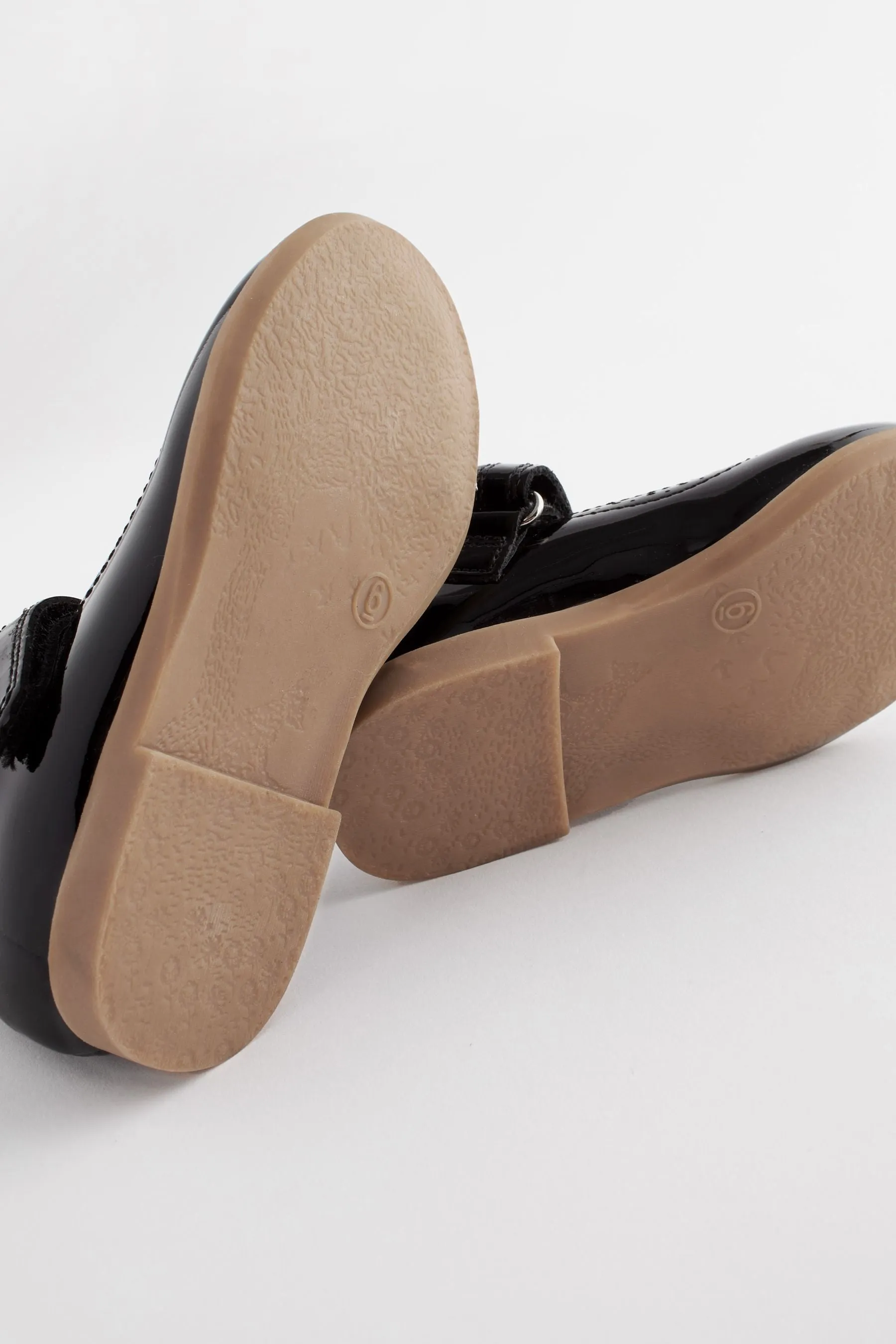 CHAROL DE CUERO NEGRO  ZAPATOS OXFORD ESTILO MERCEDITAS DE CUERO