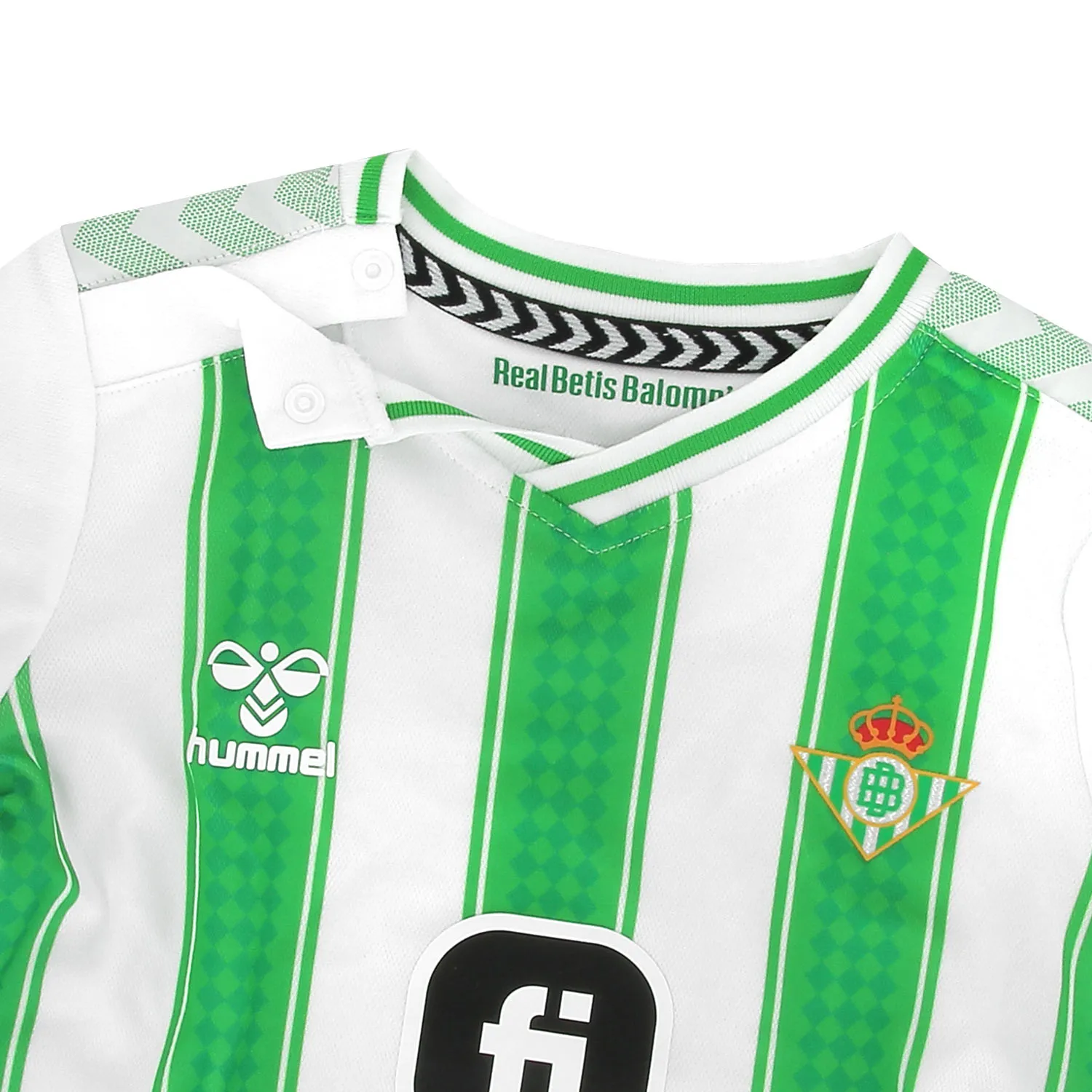 EQUIPACIóN HUMMEL REAL BETIS BALOMPIé NIñO 612 AñOS 2324