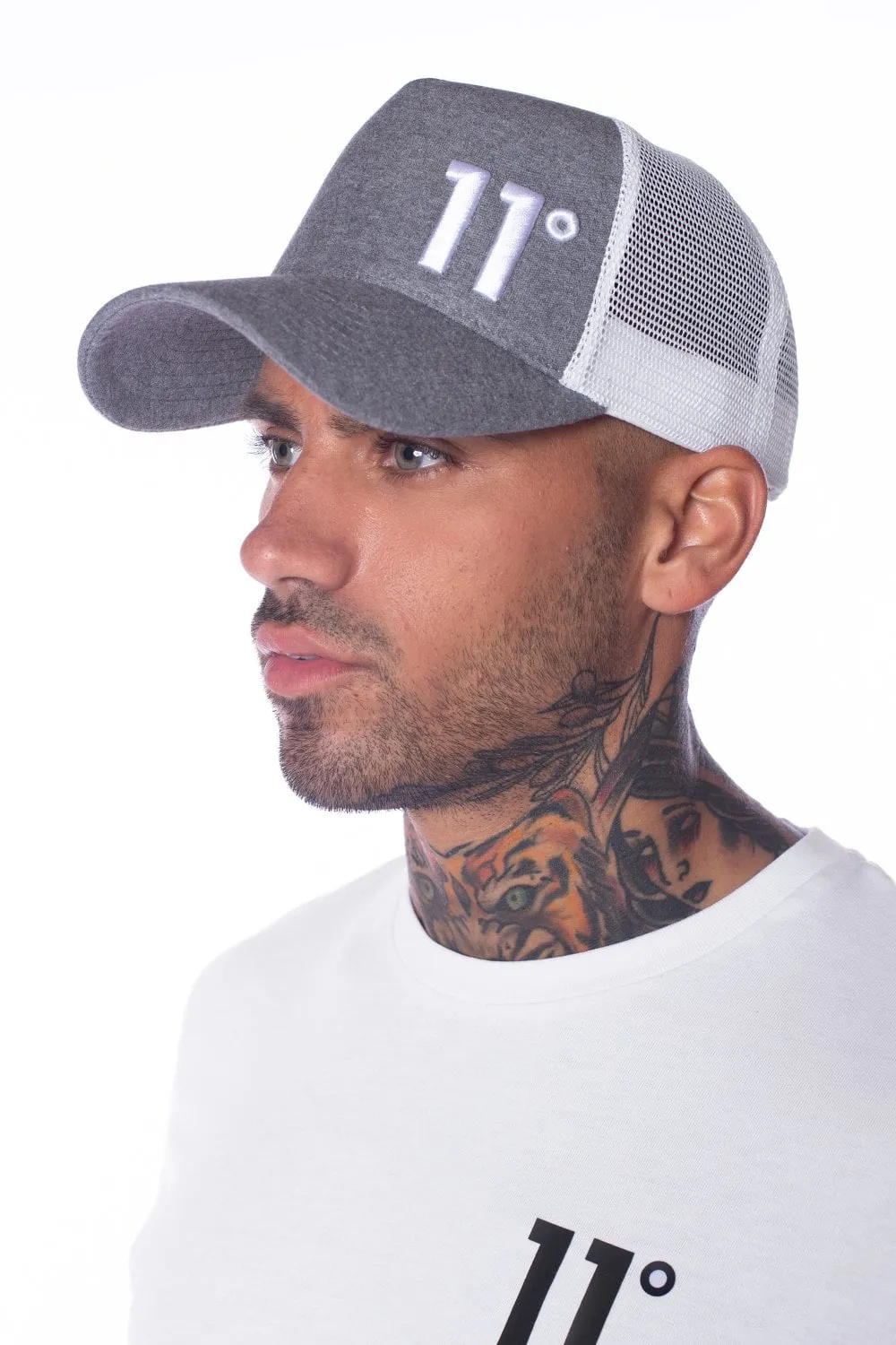 GORRA 11 GRIS BLANCO  11D082009