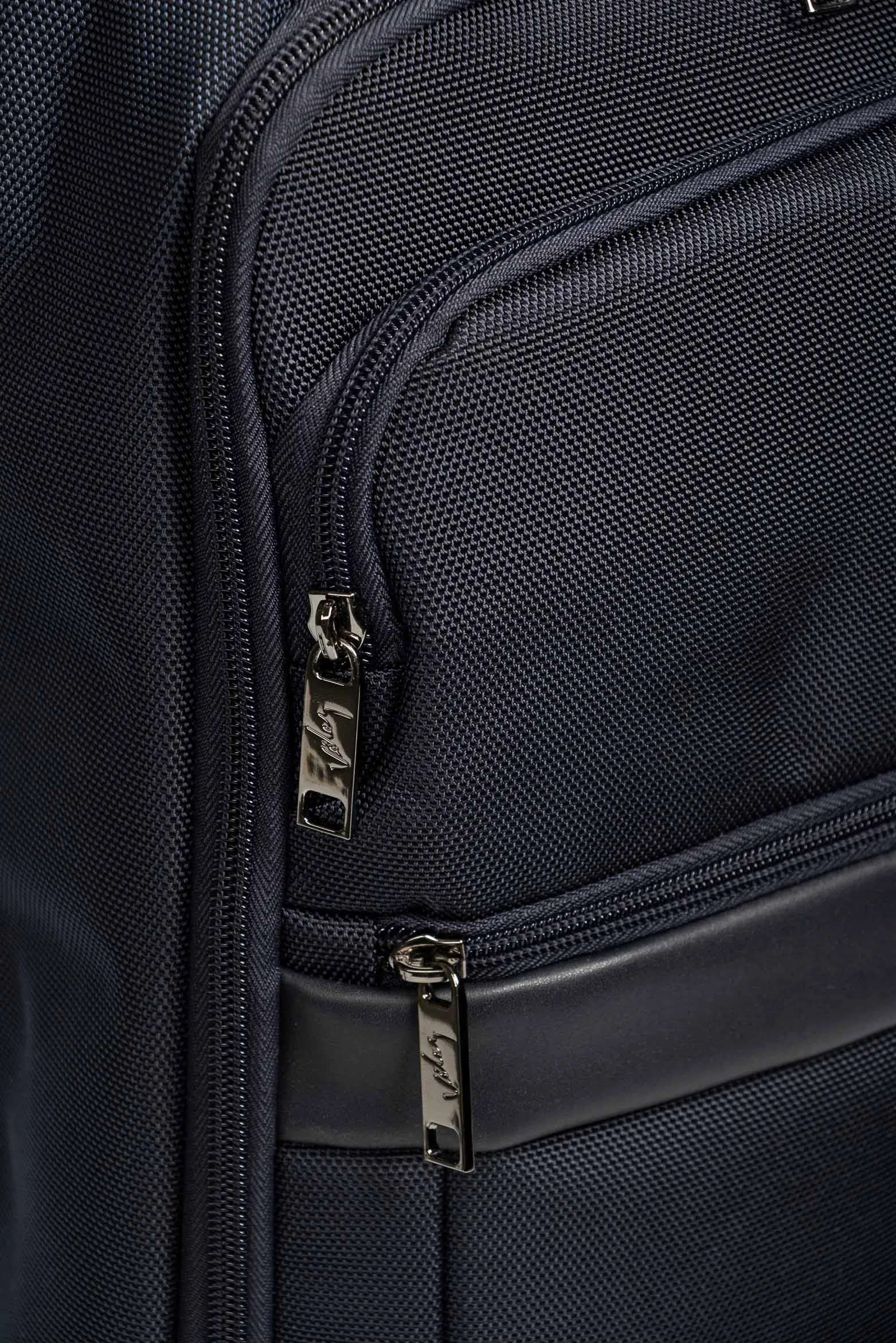 Morral Bolt de cuero y lona para hombre bolsillos frontales Azul Oscuro
