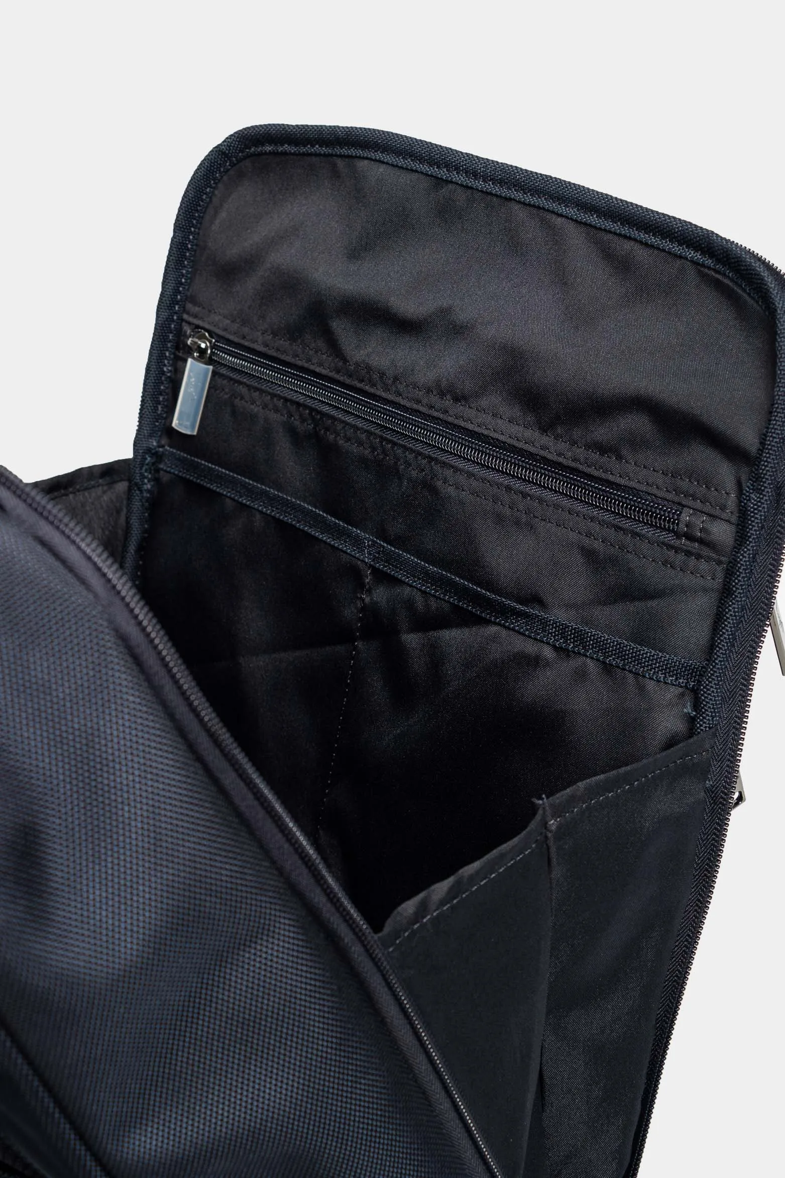 Morral Bolt de cuero y lona para hombre bolsillos frontales Azul Oscuro