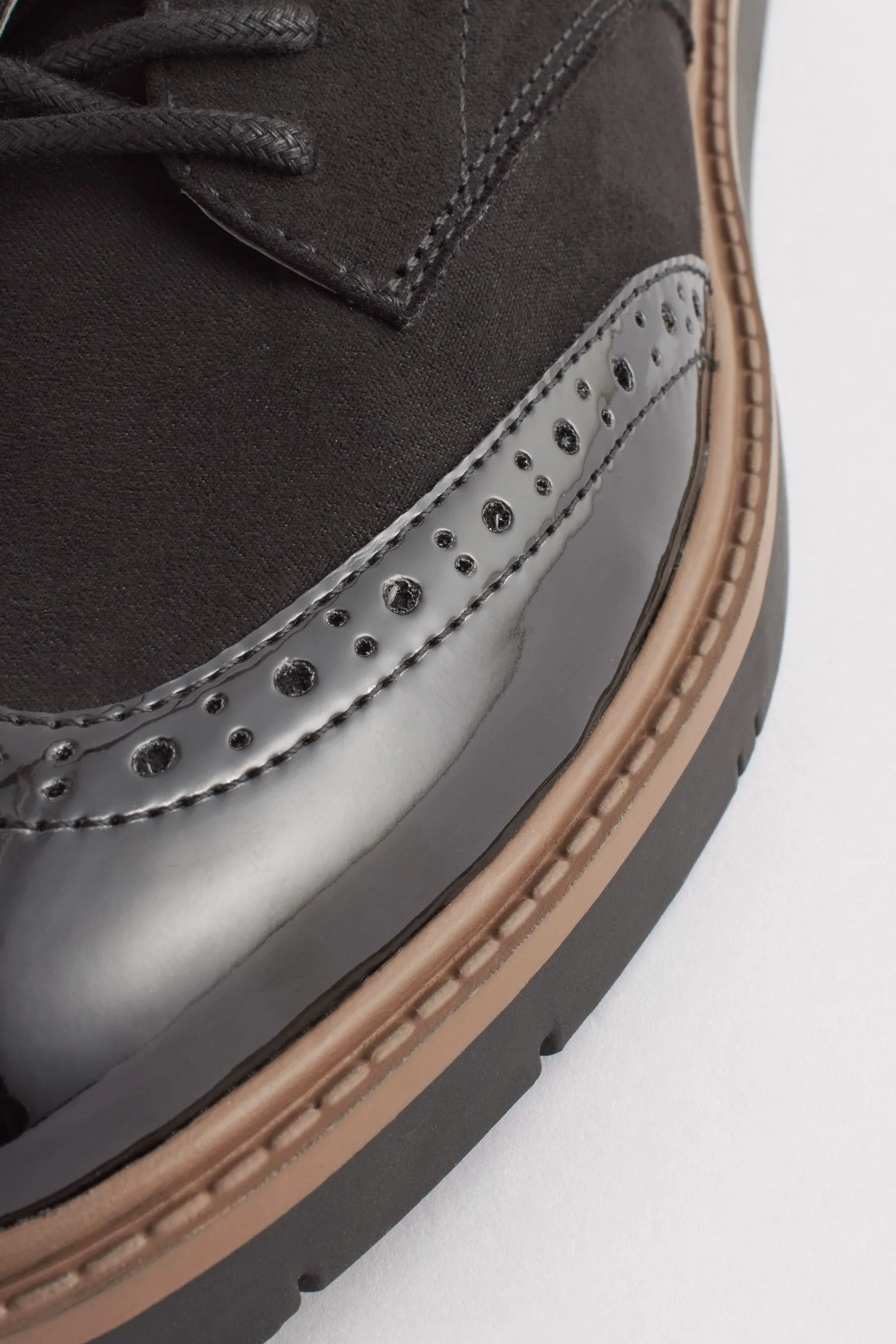 NEGRO  ZAPATOS OXFORD DE CORDONES CON SUELA GRUESA DE FOREVER COMFORT®