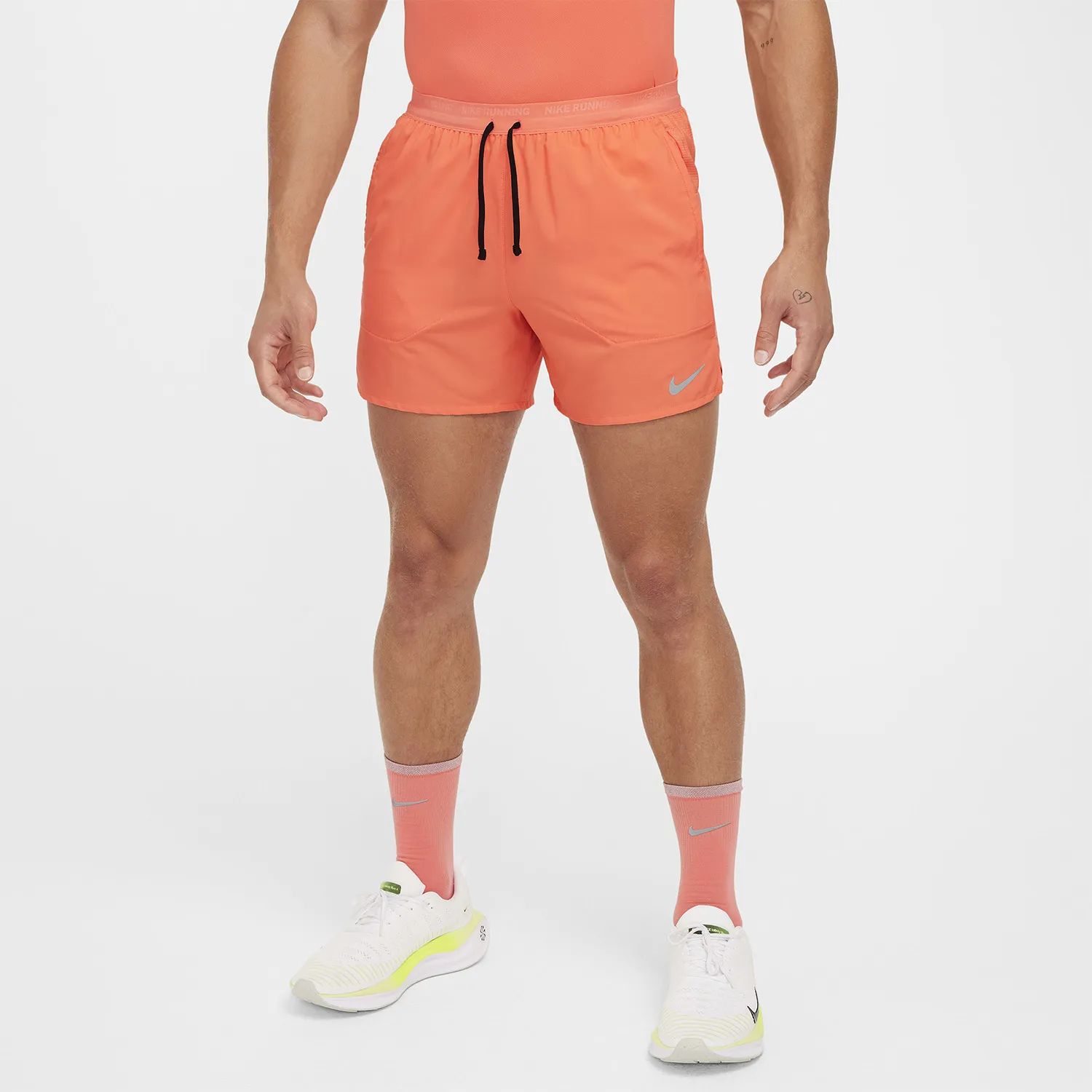 NIKE DRIFIT STRIDE 5IN SHORTS