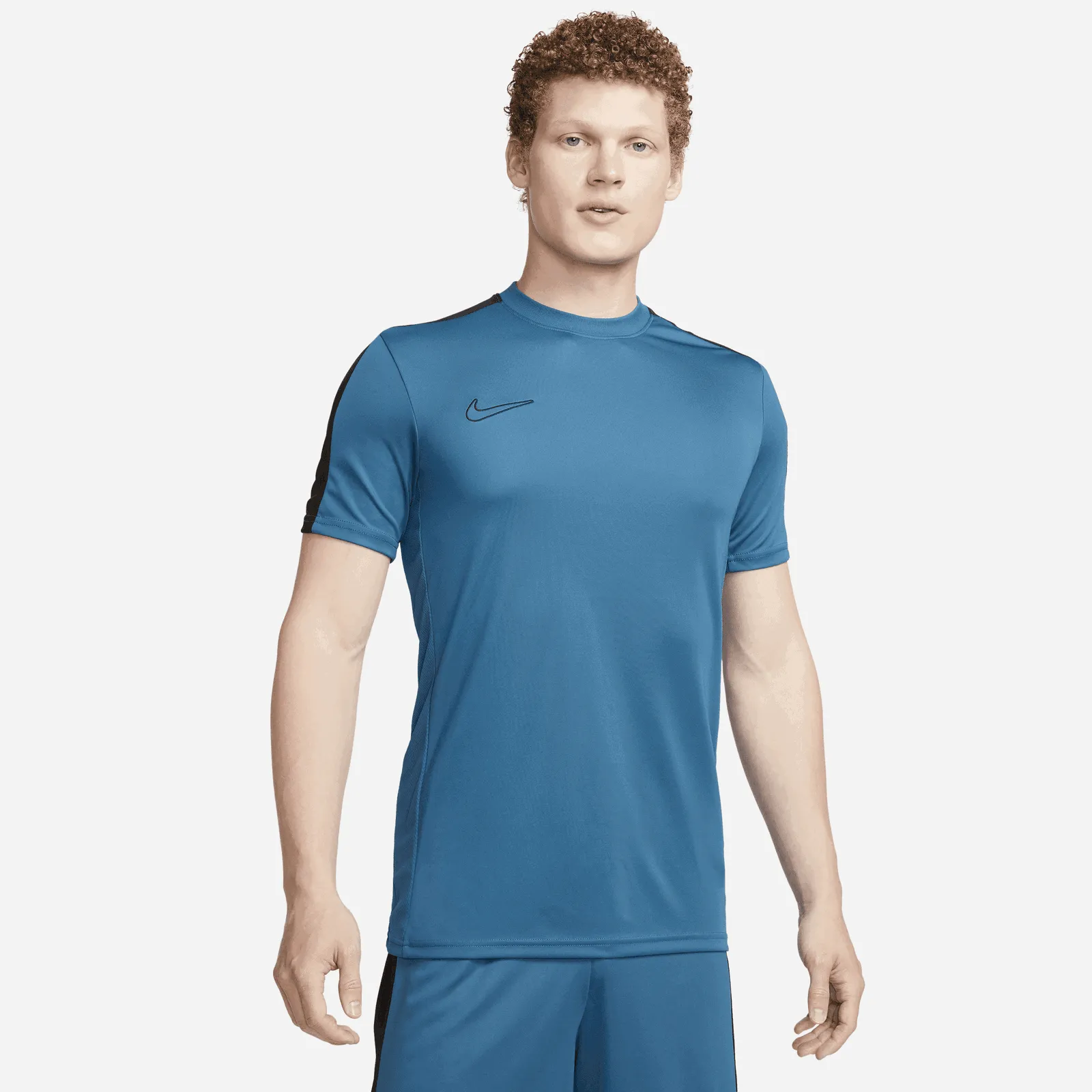NIKE GLOBáLNí FOTBALOVé TRIčKO ACADEMY DRIFIT
