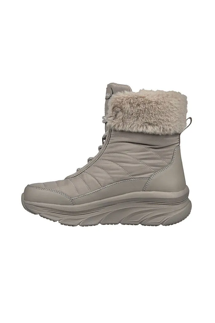 SKECHERS DLUX WALKER BOOTS